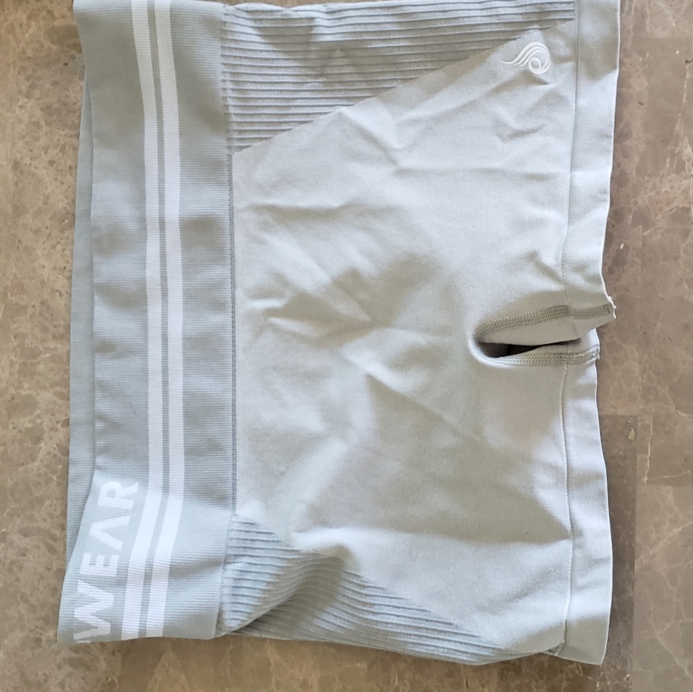 Womens grey seemless ryderwear shorts in size M